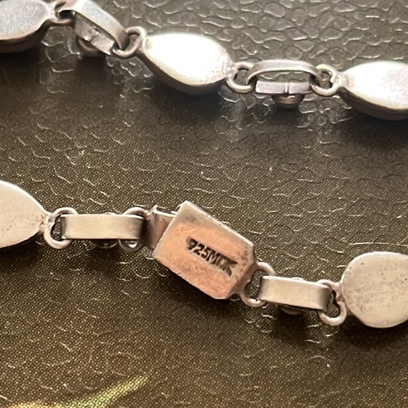 Vintage turquoise sterling teardrop bracelet - Picture 2 of 2